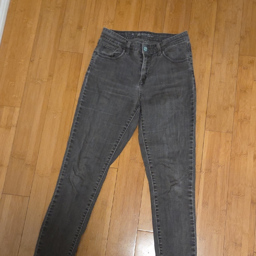 Levi's High Rise Skinny Dark Gray Jeans